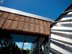 eingelagertes, gestapeltes Heu